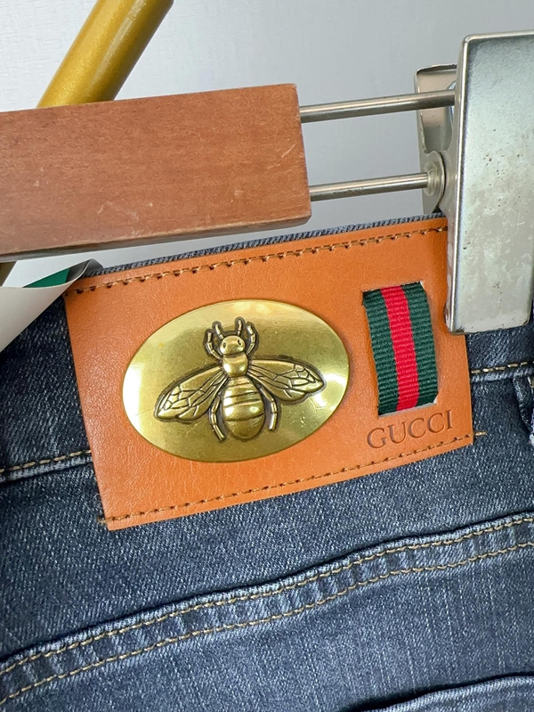 ブランドジーンズ素材ディテール